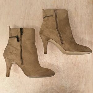 Women’s Bellini Faux Suede Short Booties